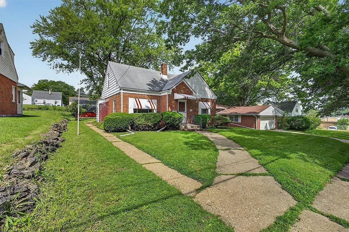 3 bed, 1631 sqft, $1,860 — Photo 4