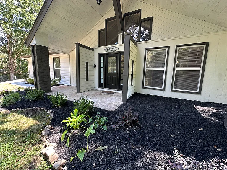 9506 Fuller Rd — Photo 4