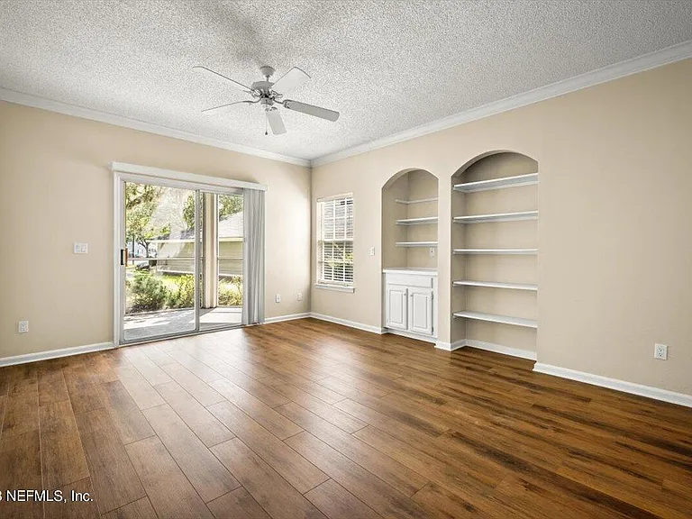 10000 Gate Pkwy N #2116 — Photo 6