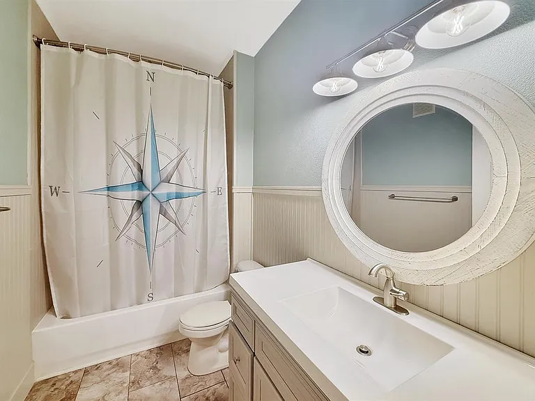 2400 E Aragon Blvd #2 — Photo 20