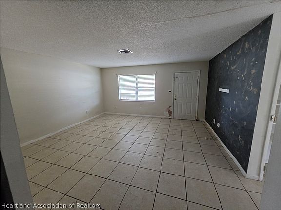 3rd image of 2103 Wightman Ave