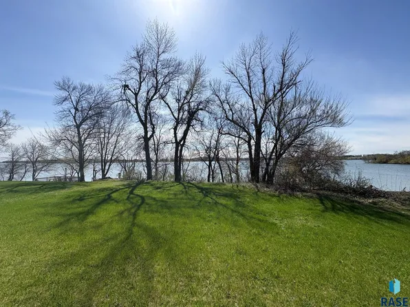 Ramlo Shrs, Hendricks, MN 56136