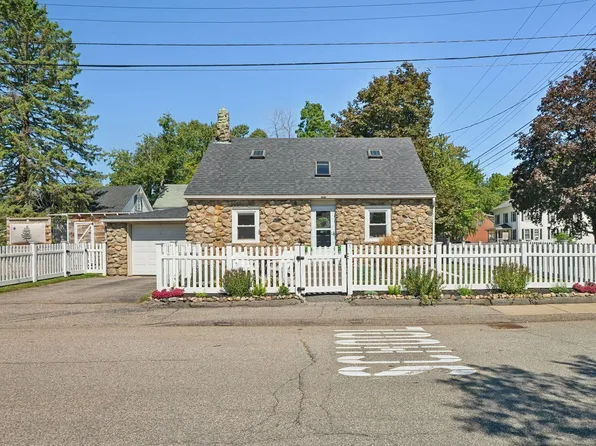 1 Pond Street, Saco, ME 04072