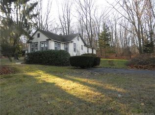 49 Hall Dr, Cheshire, CT 06410