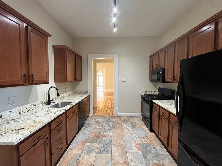 6709 Penn Ave — Photo 16