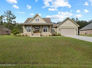 29 Pipestone Pass, Sumrall, MS 39482