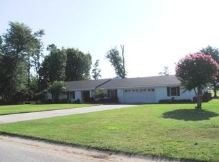 1919 Fairway St, Stuttgart, AR 72160