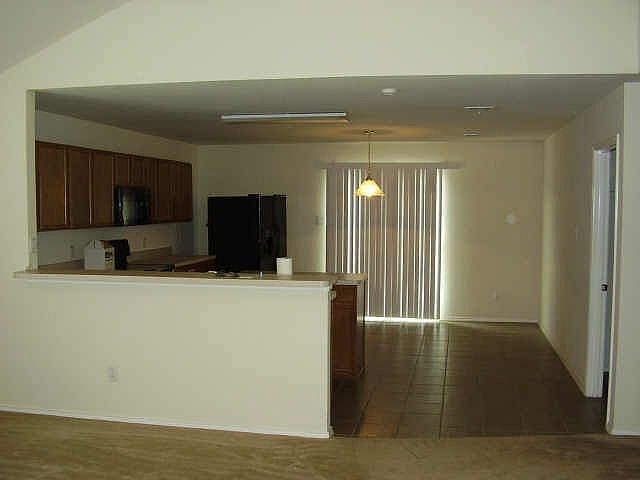 2nd image of 1625 Briarhaven Way