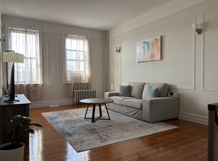 3521 32nd St APT C5, Astoria, NY 11106