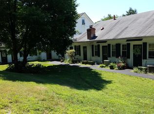 64 Fetters Mill Sq, Huntingdon Valley, PA 19006