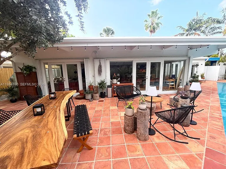 240 Greenwood Dr #240 — Photo 16
