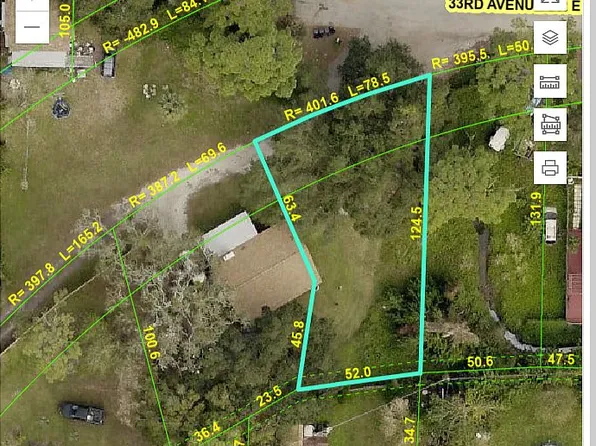 2304 33rd Avenue Dr E, Bradenton, FL 34208