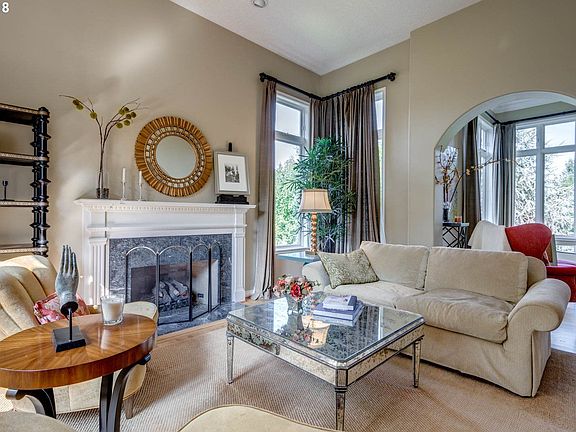 4th image of 2162 Marylwood Ct