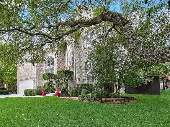 3rd image of 1930 Mulligan Dr