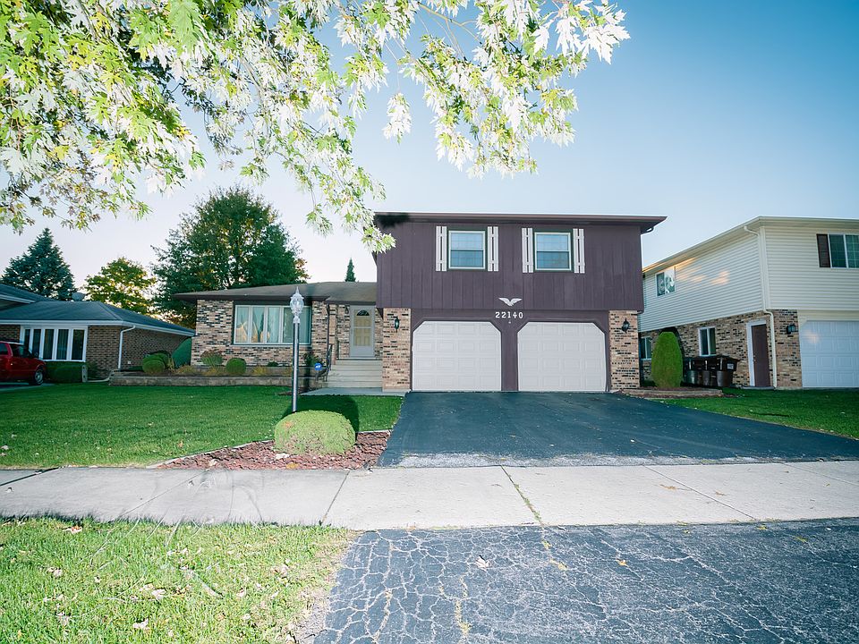 1st image of 22140 Scott Dr