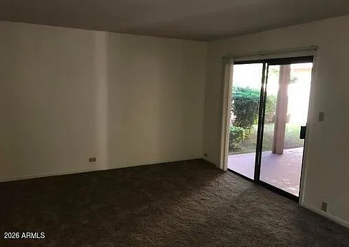 3 bed, 2.0 bath, 1975 sqft, $2,595 — Photo 4