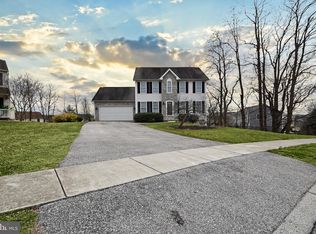 1801 Pebble Ct, Harrisburg, PA 17110