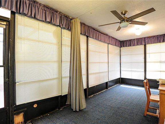 3rd image of 1723 Deer Hollow Blvd
