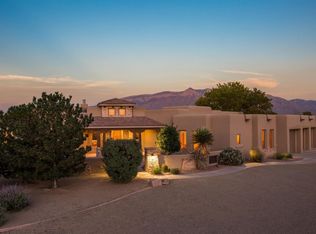 2 Paseo Thomas Montoya, Corrales, NM 87048