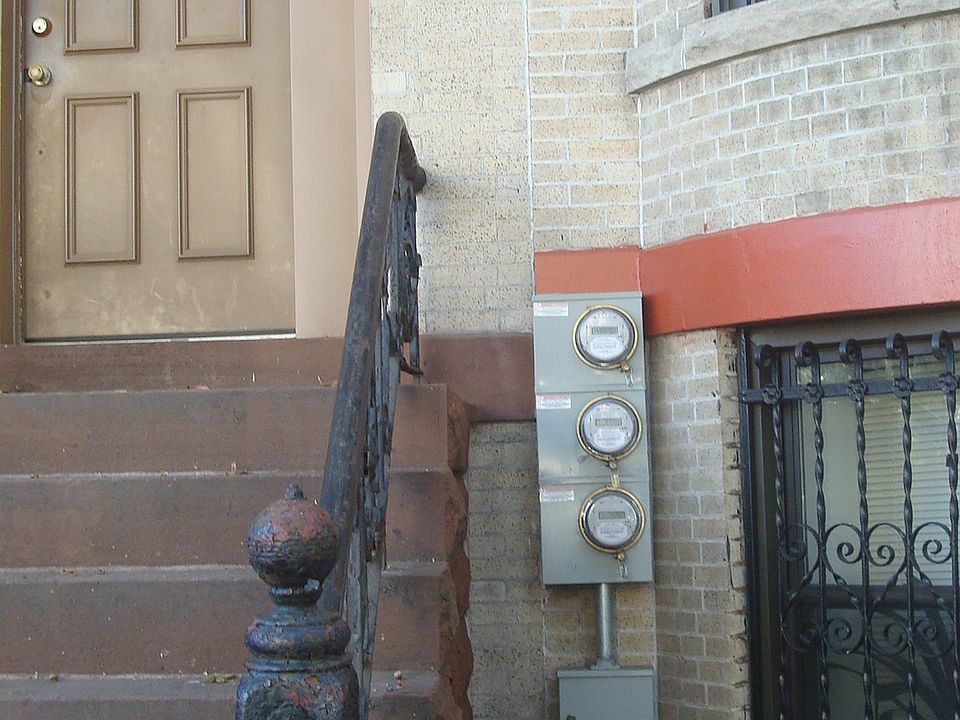 2nd image of 628 53rd St