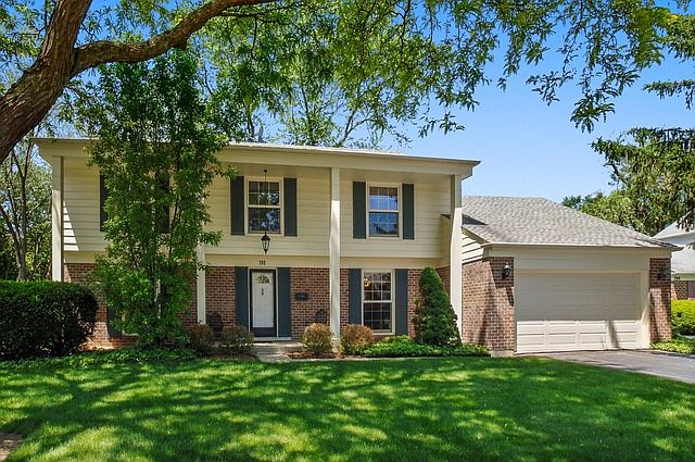 1st image of 380 Castlewood Ln