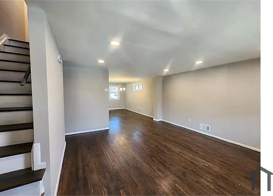1008 Foxridge Ln — Photo 6