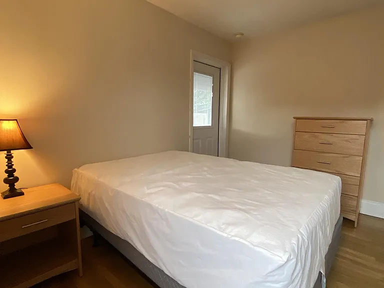 522 W 3rd St #2W — Photo 6
