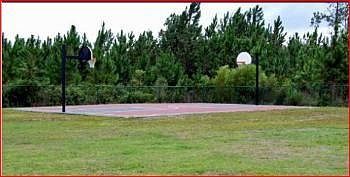 4th image of 24100 Flora Parke Blvd