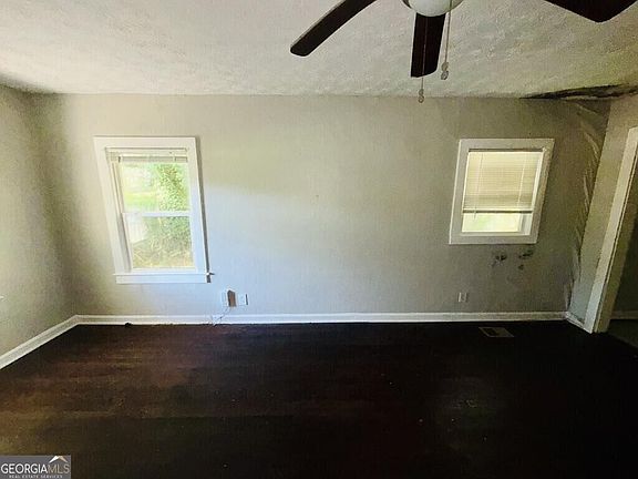 2nd image of 2835 Burton Rd NW