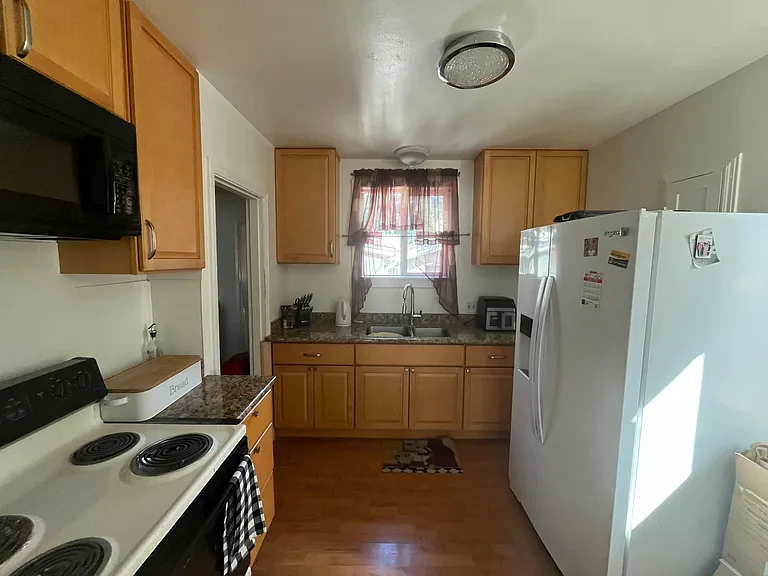 2117 106th Ave #1 — Photo 5