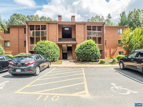 110 Turtle Creek Rd APT 4, Charlottesville, VA 22901
