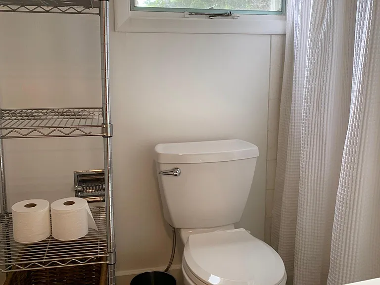 108 N Loomis St — Photo 15