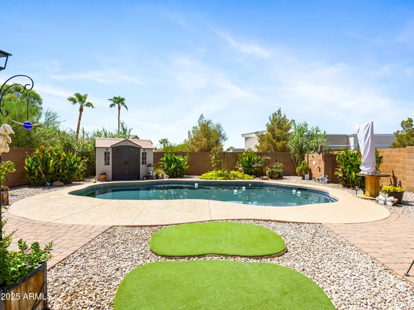 16559 W SAGUARO Lane, Surprise, AZ 85388