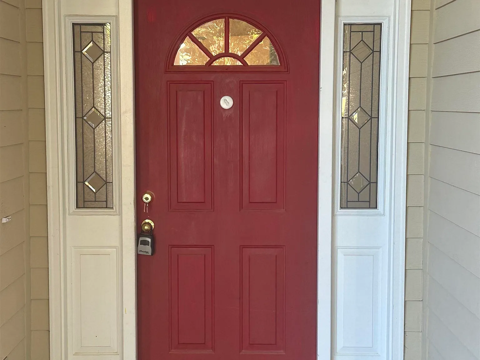 3 bed, 1682 sqft, $2,400 — Photo 2