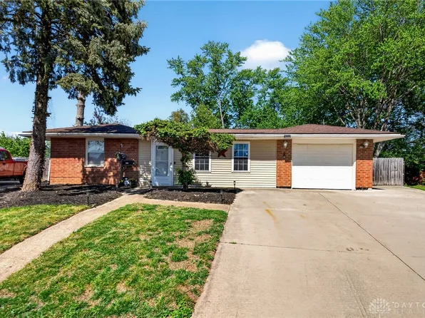 1392 Chinook Ct, Xenia, OH 45385