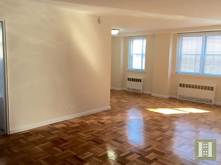 1st image of 201 E 19th St APT 10M