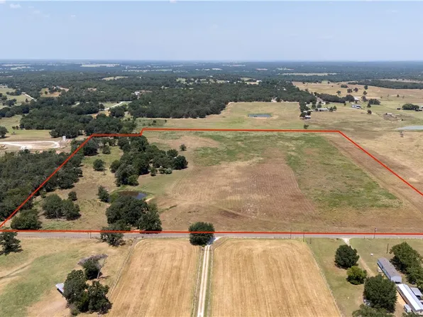 Templeton Rd, Hearne, TX 77859