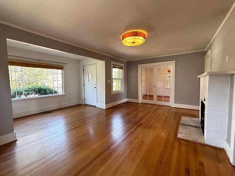 4900 N Yale St — Photo 3