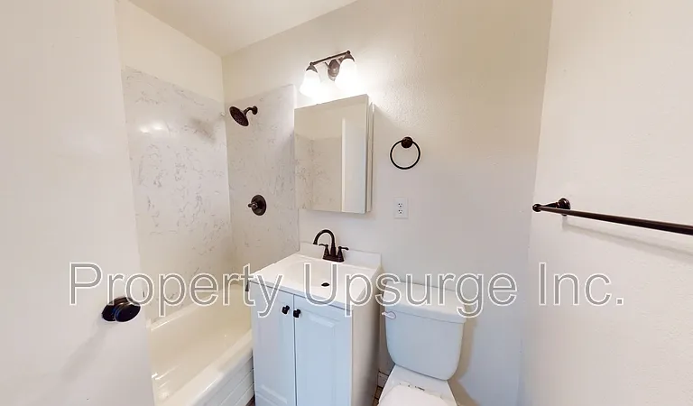 2790 Irwin Rd #1 — Photo 2