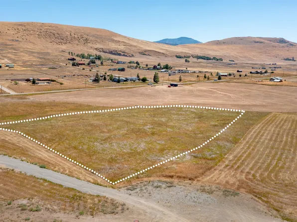 5 Appaloosa Ct, Plains, MT 59859