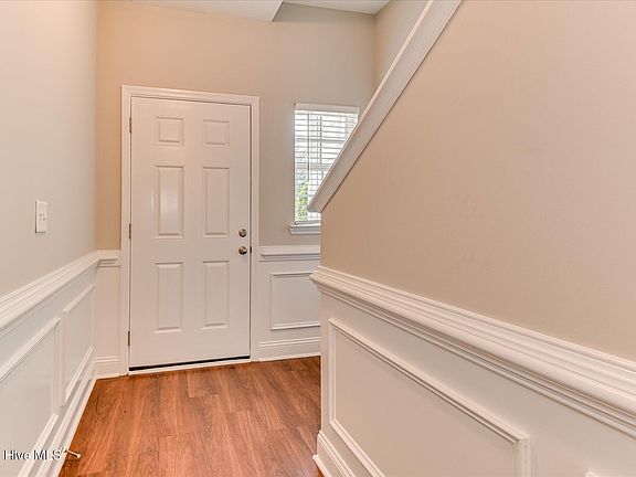 5th image of 709 Benelli Court