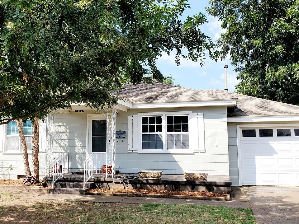 1117 Florence Dr