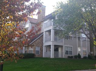 5608 Willoughby Newton Dr UNIT 23, Centreville, VA 20120