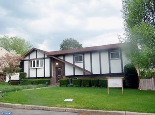 1132 Rainbow Ave, Reading, PA 19605