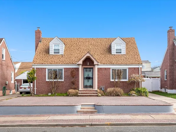 186 Freeman Avenue, Elmont, NY 11003