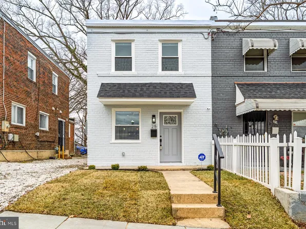 25 58th St SE, Washington, DC 20019