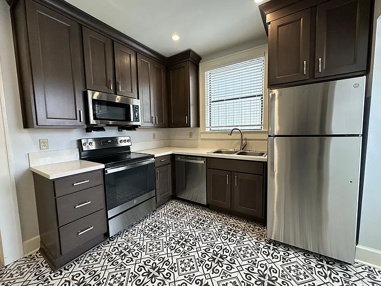 1107 Cumberland St #2 — Photo 25