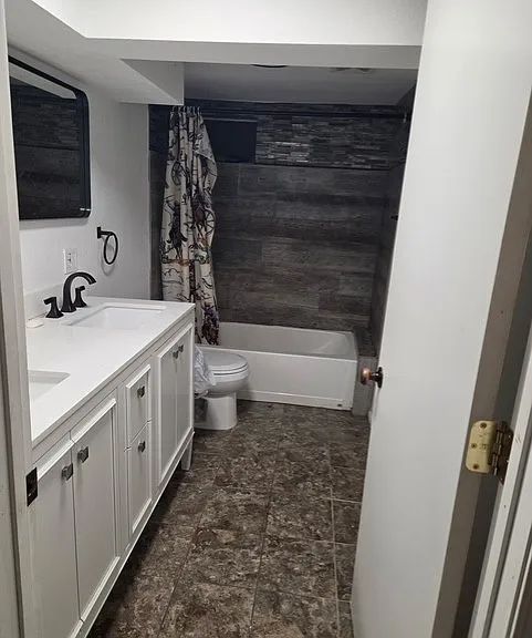 2304 W Liberty Ave — Photo 6