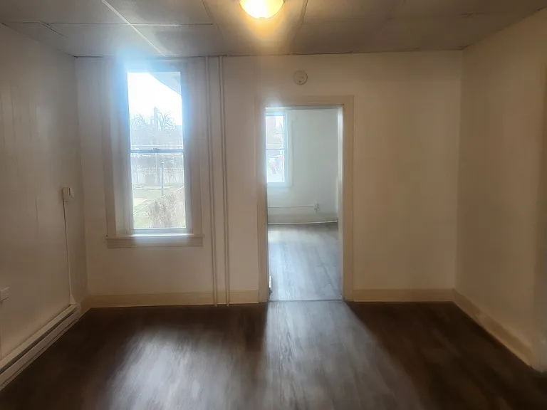 440 Walnut St — Photo 4