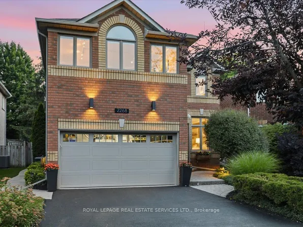 2268 Vista Oak Rd, Oakville, ON L6M 3L8